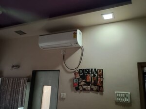Furnished Amenities in 2 BHK Apartment at Parmar Garden, Wanwadi – for Rent