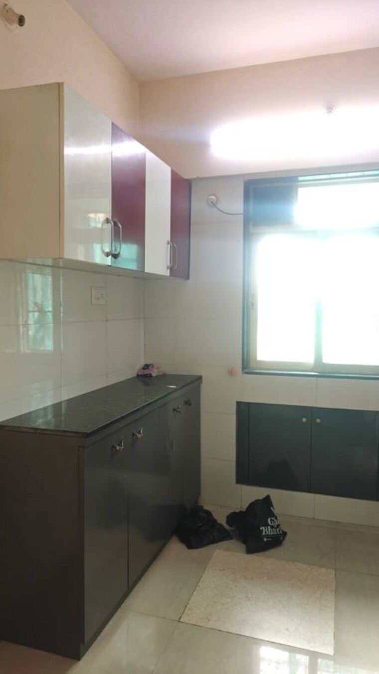 Kitchen, sai-baba-vihar-complex 2 Bedroom 900 Sq.Ft. Apartment In Ghodbunder Road Thane 10609694