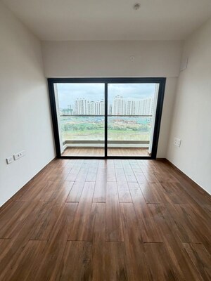 Room in 2 BHK Apartment at Duville Riverdale Grove, Kharadi – for Rent