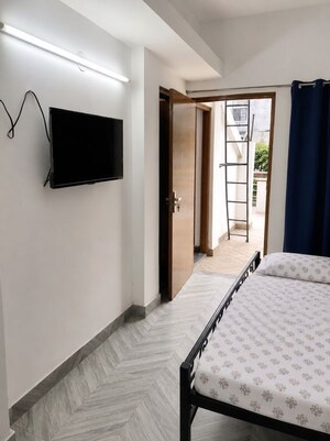 Bedroom in 1 RK Builder Floor at Sector 52a – for Rent