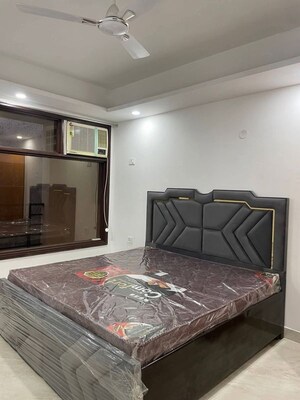 Bedroom in 2 BHK Builder Floor at Saket – for Rent