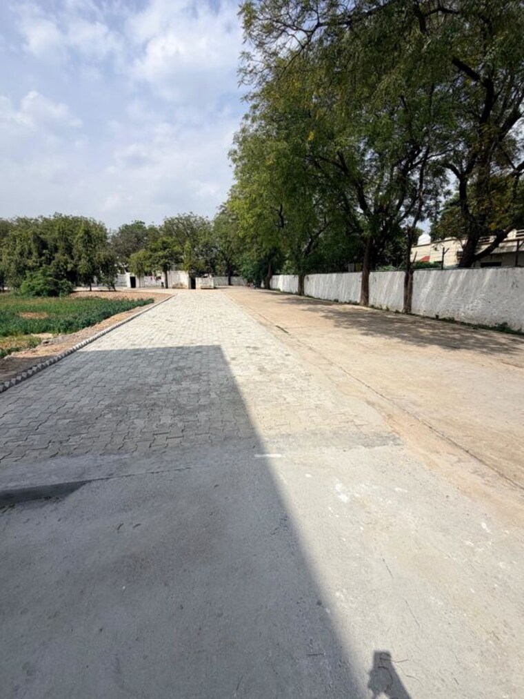 undefined, chattarpur Commercial Warehouse 14000 Sq.Ft. In Chattarpur Delhi 10609755