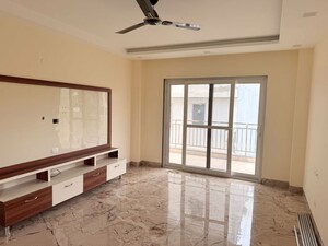 Room in 3 BHK Builder Floor at Sector 56 – for Rent