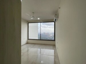 Bathroom in 3 BHK Apartment at Oberoi Exquisite Goregaon, Goregaon East – for Rent