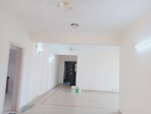 Room in 3.5 BHK Apartment at Unitech The Residences Gurgaon, Sector 33 – for Rent