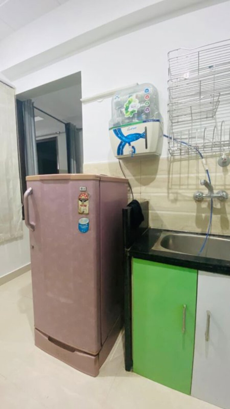 Kitchen, dlf phase iv 2 Bedroom 120 Sq.Yd. Builder Floor In Dlf Phase iv Gurgaon 10609766