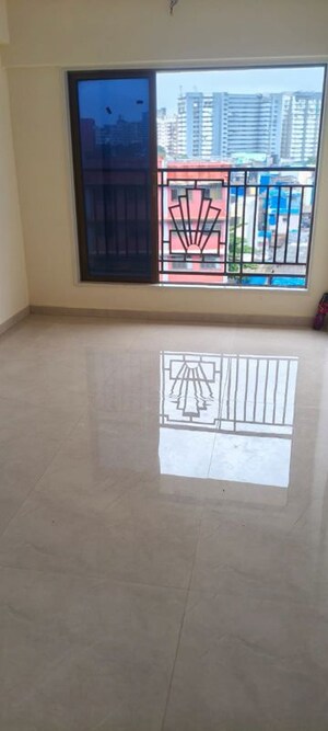 Room in  Apartment at Andheri West – for Rent