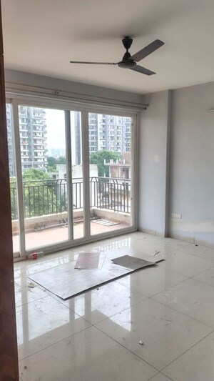 Room in 3 BHK Apartment at RPS Auria, Sector 88 – for Rent