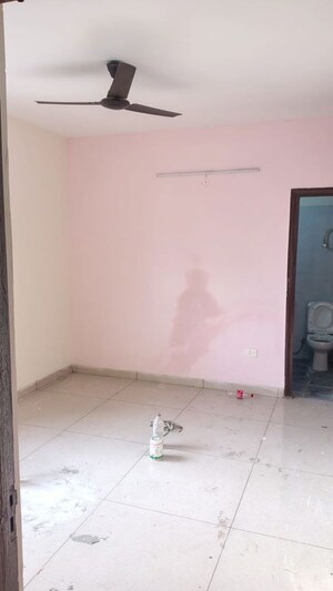 Room in 3 BHK Apartment at RPS Auria, Sector 88 – for Rent
