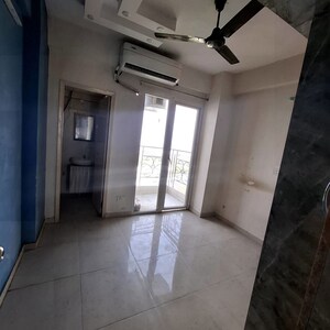 2 BHK Apartment For Rent in Signature Global The Millennia, Sector 37d