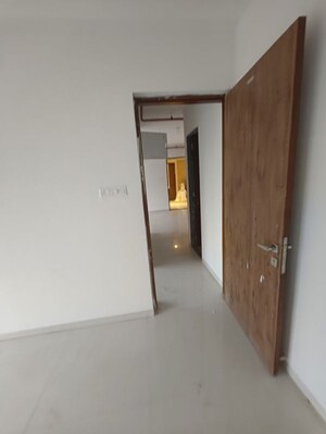 Room in 2 BHK Apartment at L And T Rejuve 360, Mulund West – for Rent