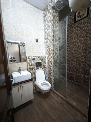 Bathroom in 3 BHK Builder Floor at Ashok Nagar – for Rent