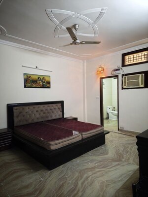 Bedroom in 3 BHK Builder Floor at Ashok Nagar – for Rent
