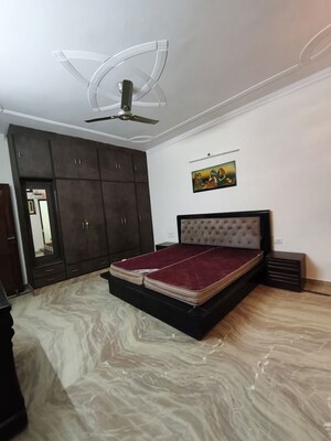 Bedroom in 3 BHK Builder Floor at Ashok Nagar – for Rent