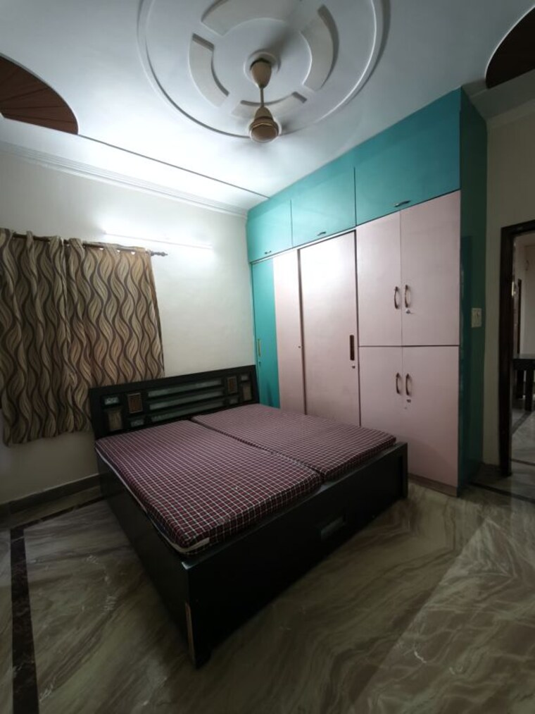 Bedroom, ashok nagar 3 Bedroom 1800 Sq.Ft. Builder Floor In Ashok Nagar Delhi 10609806