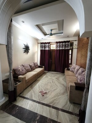 Bedroom in 3 BHK Builder Floor at Ashok Nagar – for Rent