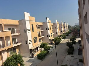 4 BHK Villa – Exterior View View at Supertech Golf Country Villa, Sector 22d Yamuna Expressway - for Sale