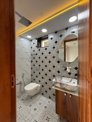 Bathroom in 3 BHK Apartment at Sector 18 Dwarka – for Rent