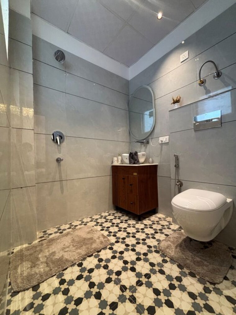 Bathroom, aerocity 3 Bedroom 150 Sq.Yd. Apartment In Aerocity Mohali 10607342