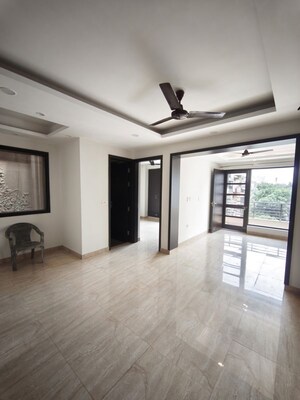 Room in 3 BHK Builder Floor at Ashok Nagar – for Rent