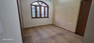 3 BHK Builder Floor For Rent in Aman Vihar