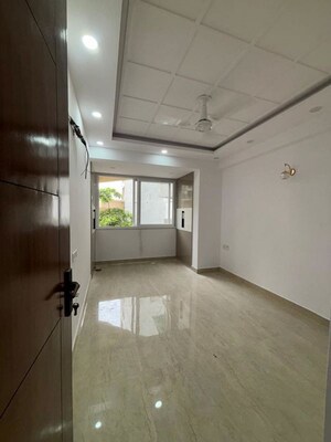 3 BHK Apartment For Rent in Sector 12 Dwarka