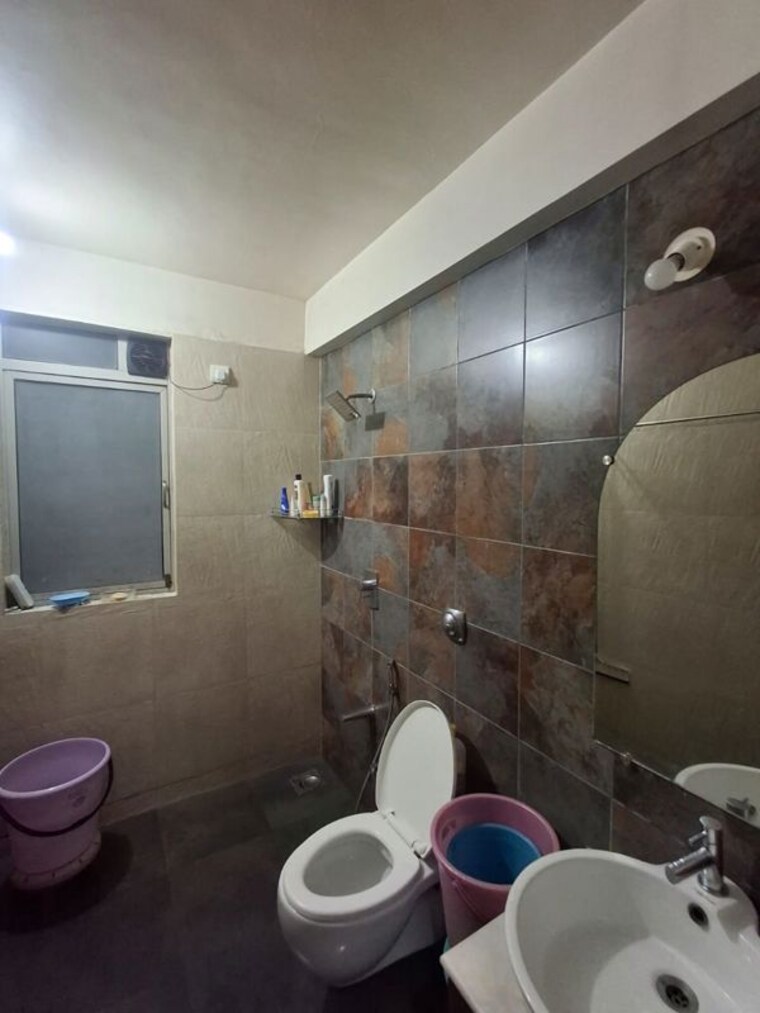 Bathroom, adhiraj-cypress 2.5 Bedroom 1500 Sq.Ft. Apartment In Kharghar Navi Mumbai 10609695