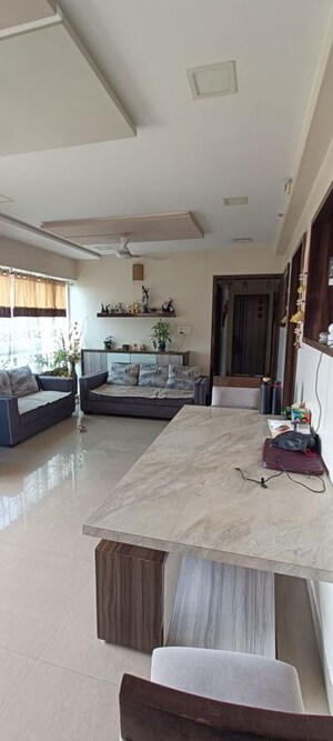 Parking in 3.5 BHK Apartment at Amanora Future Towers, Hadapsar – for Rent