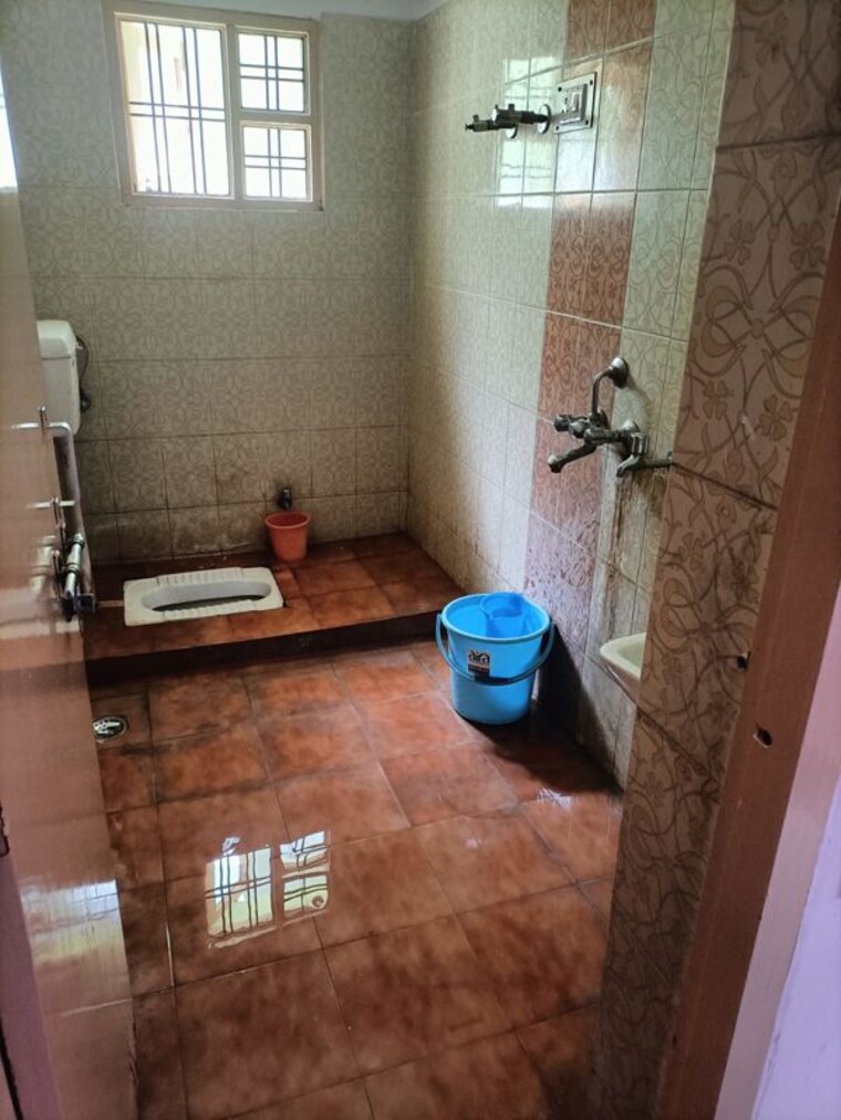 undefined, indira nagar 2.5 Bedroom 1800 Sq.Ft. Independent House In Indira Nagar Lucknow 10609940