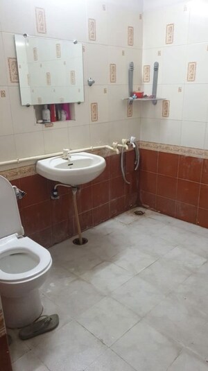 Bathroom in 3 BHK Independent House at South City – for Sale