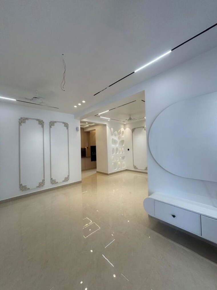 Room, sector 12 dwarka 4 Bedroom 2500 Sq.Ft. Apartment In Sector 12 Dwarka Delhi 10609963