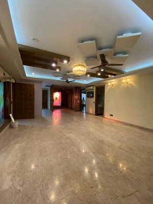 Room in 3 BHK Apartment at Palam Vihar Residents Association, Palam Vihar – for Rent