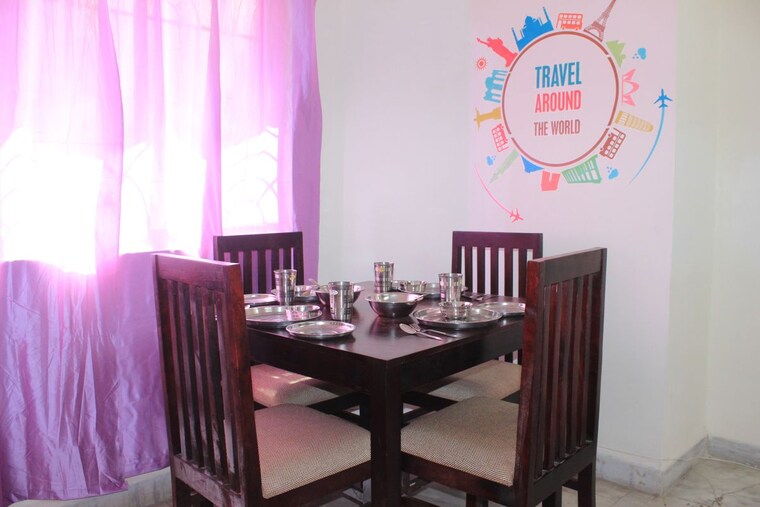 Bedroom, powai Pg For Boys In Powai 10609972