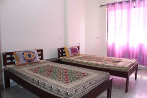 Bedroom in  Pg at Powai – for Rent