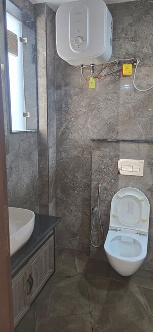Bathroom in 2.5 BHK Apartment at Ansal Plaza Sector-23, Sector 23 – for Rent