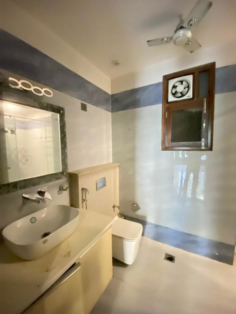 Team Area, ansal-plaza-sector-23 3 Bedroom 1800 Sq.Ft. Builder Floor In Sector 23 Gurgaon 10566063