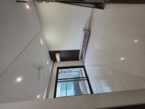 Staircase in 3 BHK Builder Floor at Sector 57 – for Rent