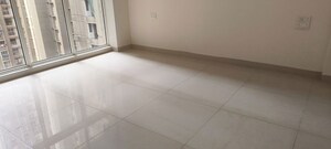 Room in 3 BHK Apartment at Lodha Amara, Kolshet Road – for Rent