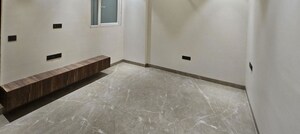 Room in 3 BHK Builder Floor at Sector 22 – for Rent