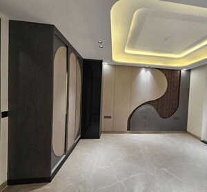 Bathroom in 3 BHK Builder Floor at Sector 22 – for Rent