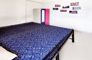 Bedroom in  Pg at Andheri East – for Rent