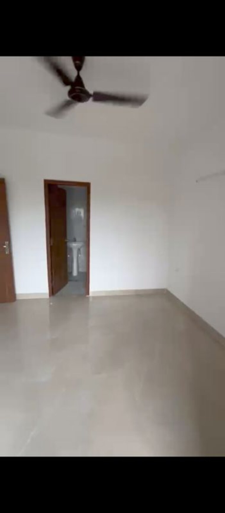 Room, aadhar-the-business-capital-high-rise 3 Bedroom 1500 Sq.Ft. Apartment In Knowledge Park V Greater Noida Greater Noida 10610031