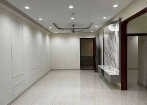 Room in 3 BHK Apartment at Prestige Beverly Hills, Kokapet – for Rent