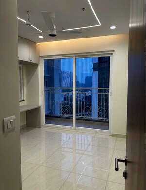Room in 3 BHK Apartment at Prestige Beverly Hills, Kokapet – for Rent