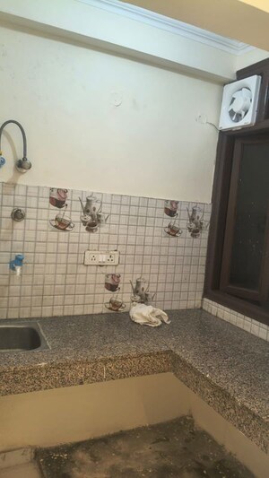 Bathroom in 1 BHK Builder Floor at Neb Sarai – for Rent