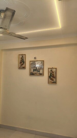 Room in 1 BHK Builder Floor at Neb Sarai – for Rent