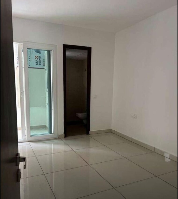 Room, hermitage-centralis 3 Bedroom 1600 Sq.Ft. Apartment In Vip Road Zirakpur 10610053
