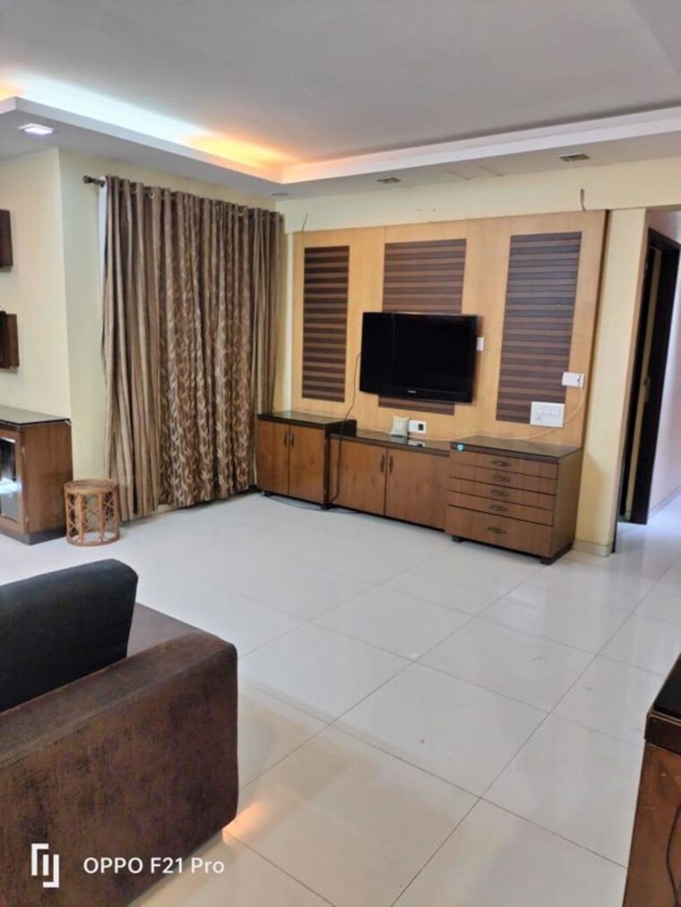 Living Room, comfort-zone 3 Bedroom 1350 Sq.Ft. Apartment In Balewadi Pune 10610093