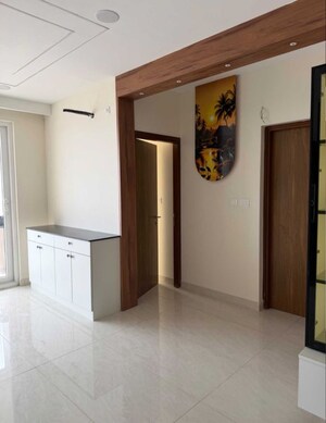 Room in 3 BHK Apartment at Prestige Beverly Hills, Kokapet – for Rent