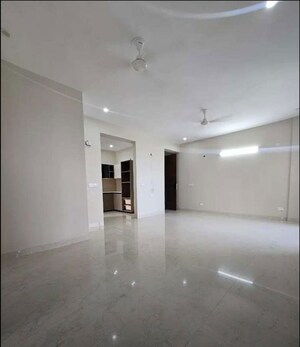 Room in 3 BHK Apartment at Skyline Elevate, Ramgarh Bhudda – for Rent